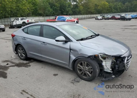 2017 Hyundai Elantra Se z USA, uszkodzony, nr VIN 5NPD84LF4HH194953